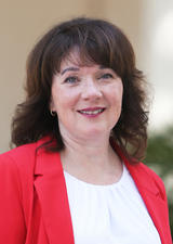 Dr. JoAnne MacDonald